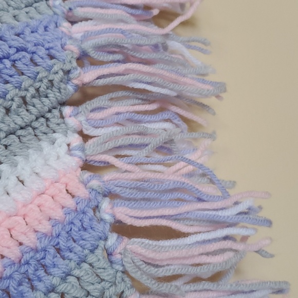 Like New Vintage Hand Crocheted Baby Blanket/Afghan,Gray,Pink,Lilac, 60"×52",EUC - Picture 5 of 8